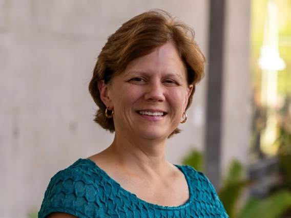 Dr. Suzanne Panferov Reese